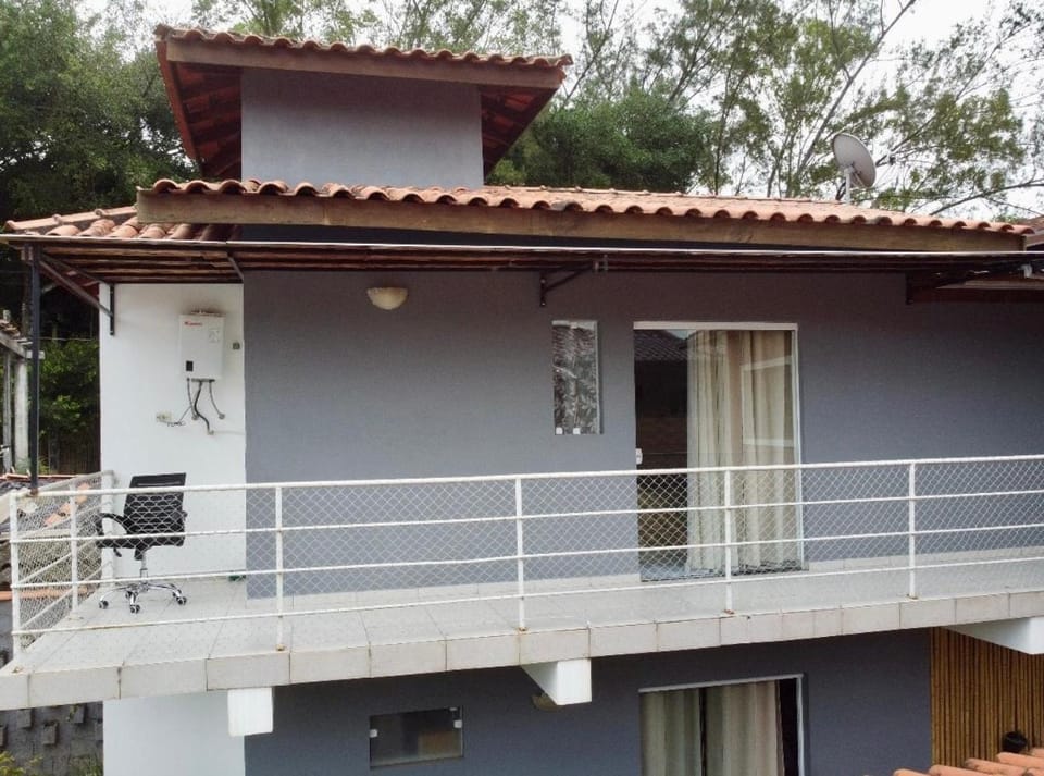Casa em Ilhabela com piscina House in Ilhabela