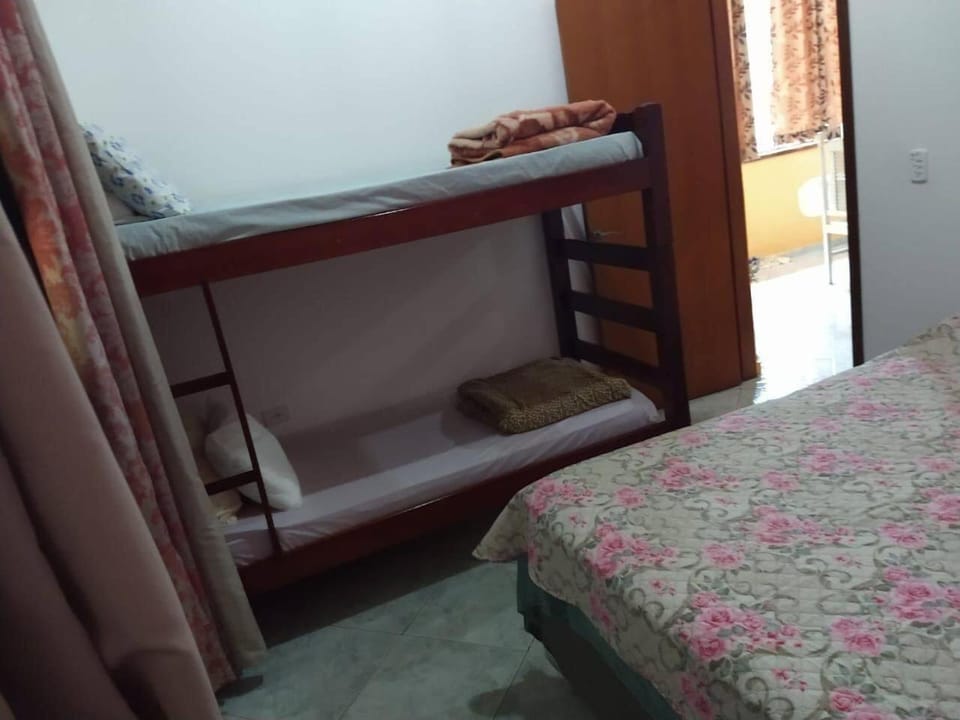 Bed, Bedroom, bunk bed
