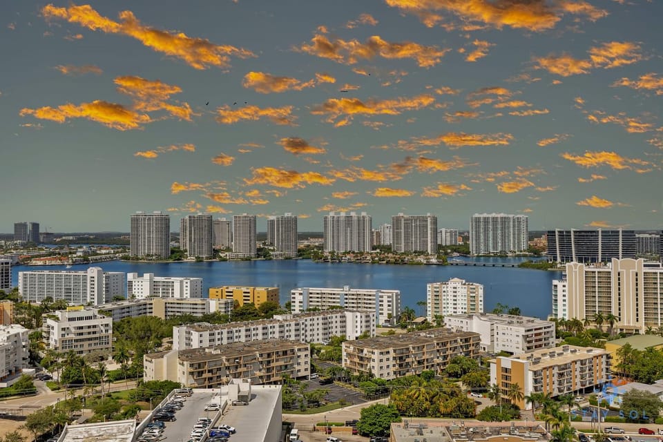 Luxurious Beach Resort Balcony Inn in Sunny Isles Beach