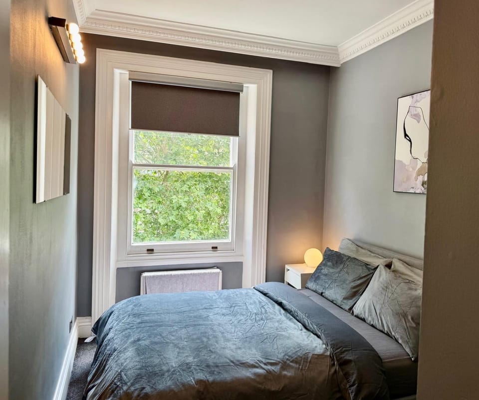 Knightsbridge Two Bed Apartment Apartment in City of Westminster