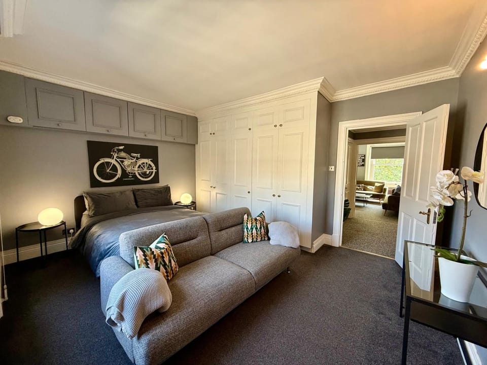 Knightsbridge Two Bed Apartment Apartment in City of Westminster
