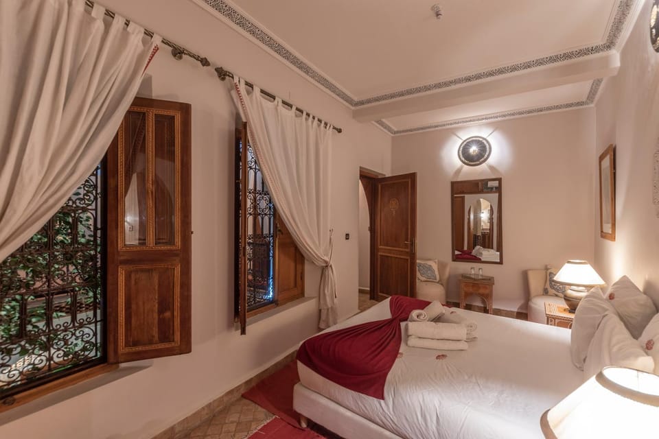 Bed, Bedroom, Inner courtyard view