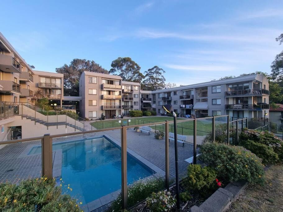 Property building, Swimming pool