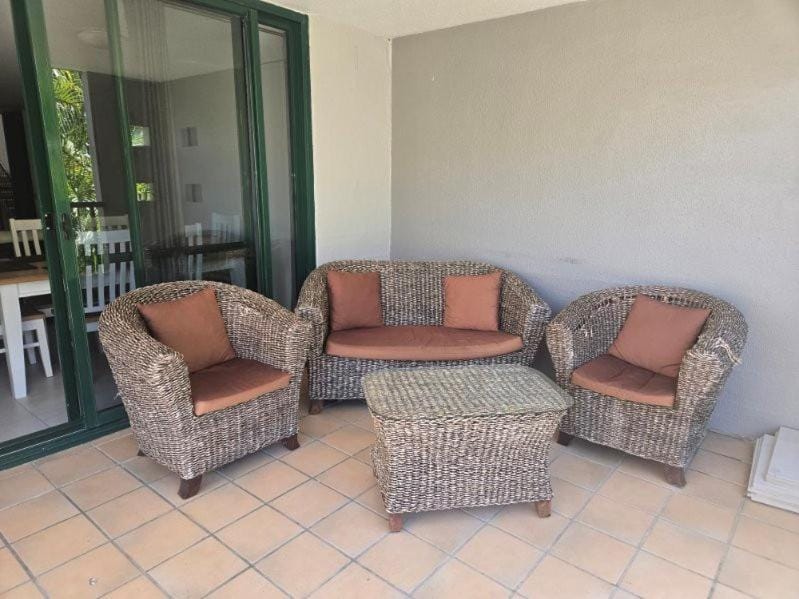 Patio, Seating area