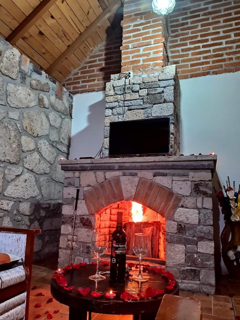 Cabañas Los Cactus Hotel in Hidalgo, Mexico