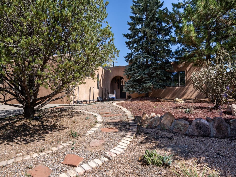 Property building, Facade/entrance, Natural landscape, Garden