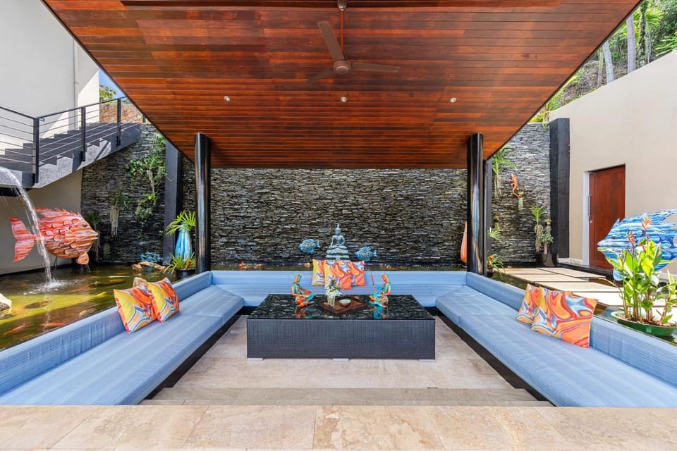 Patio, Day, View (from property/room), Balcony/Terrace, Living room, Seating area