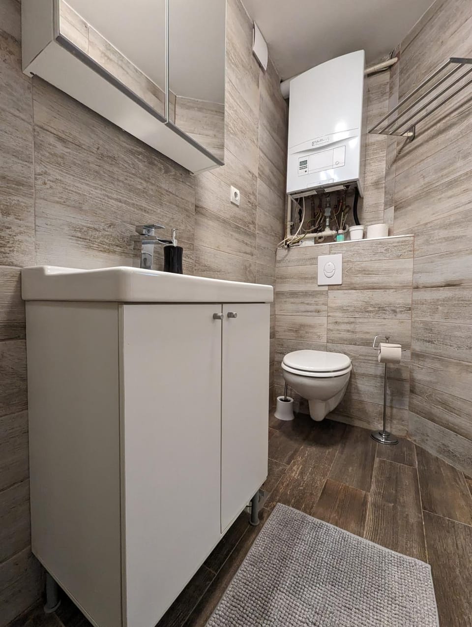 Toilet, Bathroom, Kitchen or kitchenette