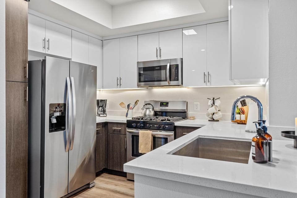 Kitchen or kitchenette, dishwasher, minibar, pet friendly, stove, toaster