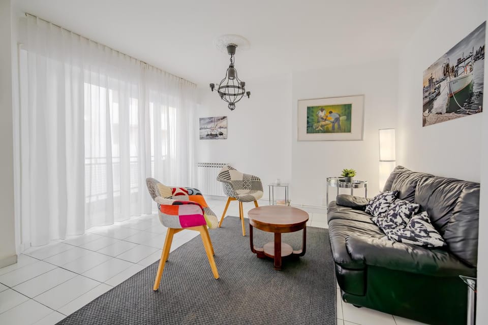 Le Sainte Hélène - 2 chambres - Climatisé au pied des plages Apartment in Toulon