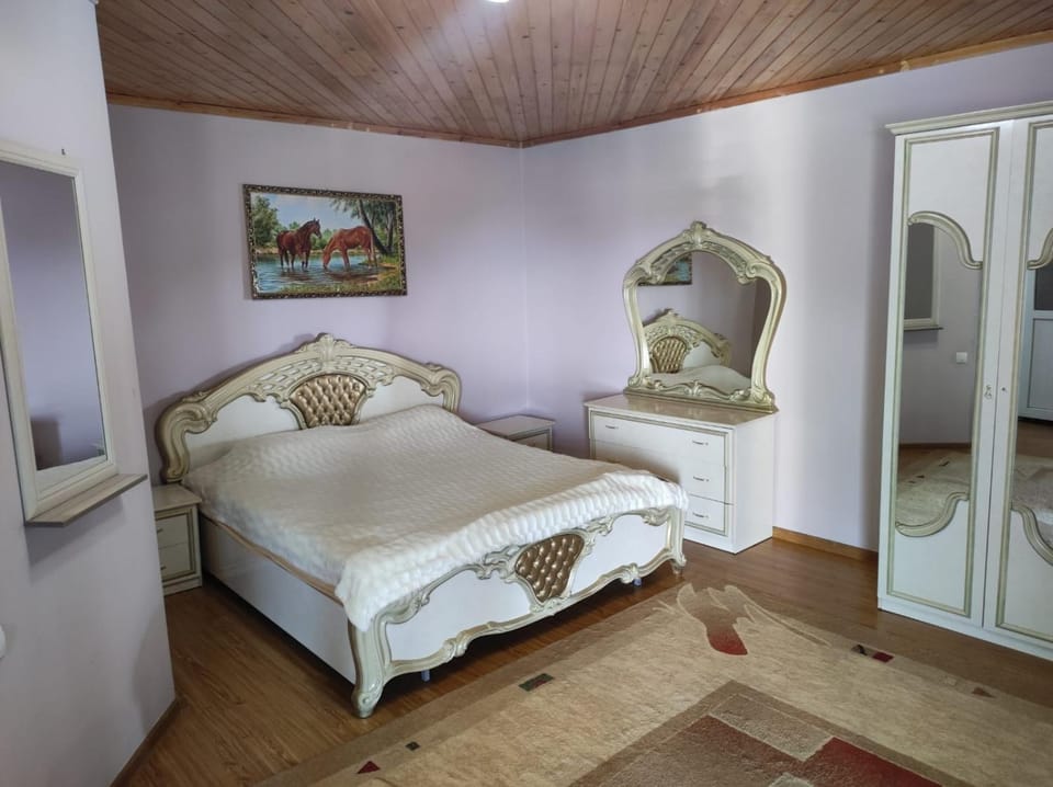 Гостевой Дом В Гостях на Иссык-Куле Bed and Breakfast in Almaty Region, Kazakhstan