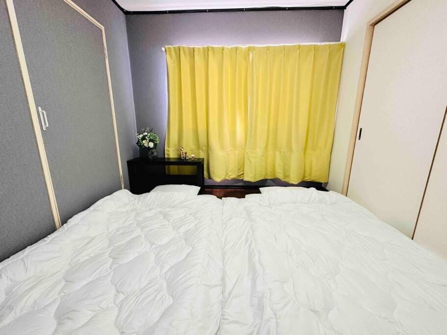 505 GBL House 黒門市場30秒 難波,道頓堀,心斎橋7分,南海難波6分 Apartment in Osaka