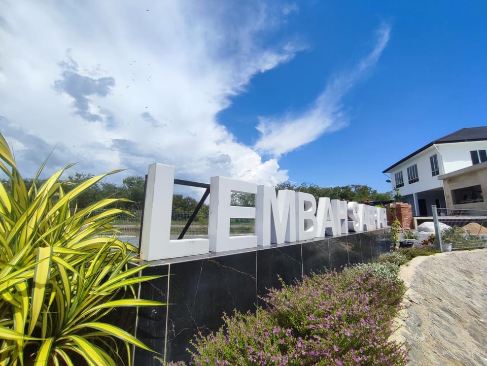 Property building, Property logo or sign