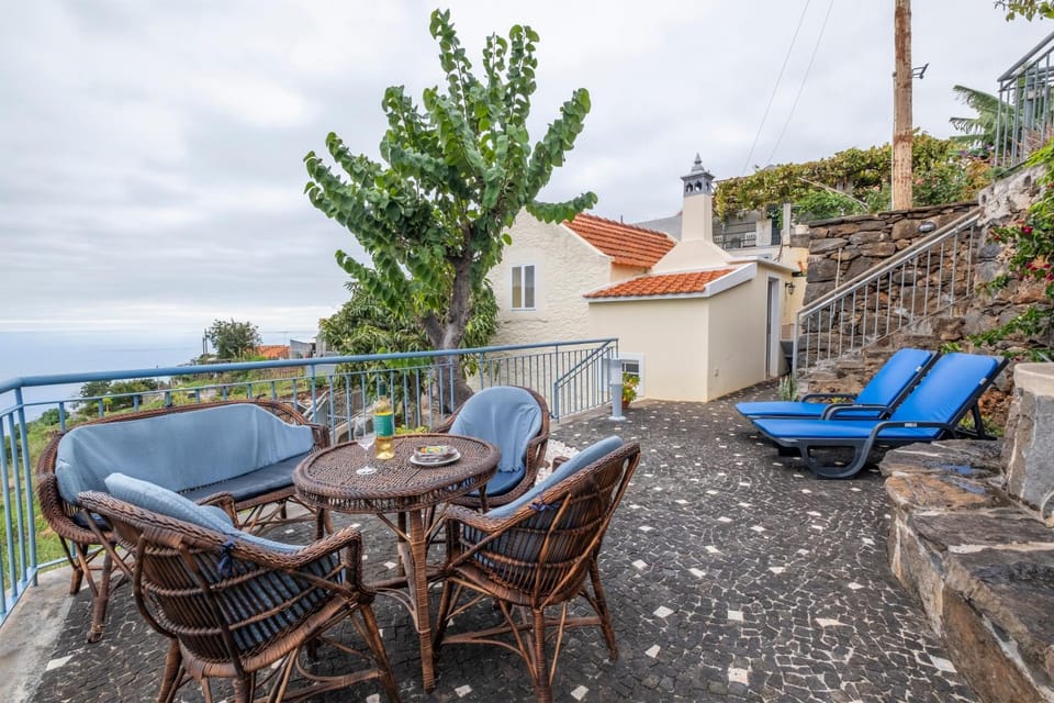 Casa da Vizinha House in Madeira District
