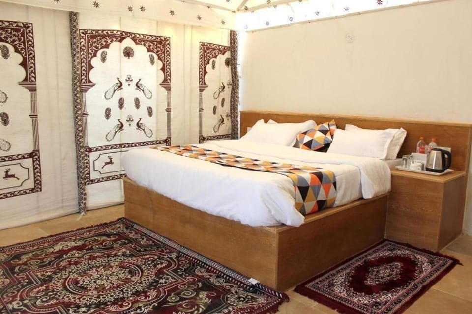 Golden Empire Desert Camps Luxury tent in Sindh