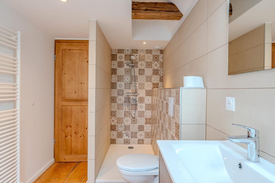 Bathroom, towels, towels