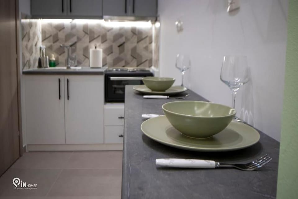 The Mint - Stylish Studio in Egaleo-Athens Apartment in Piraeus Regional Unit, Greece