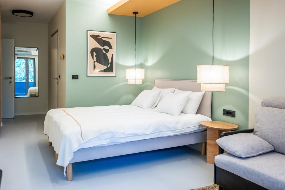 Bed, Bedroom