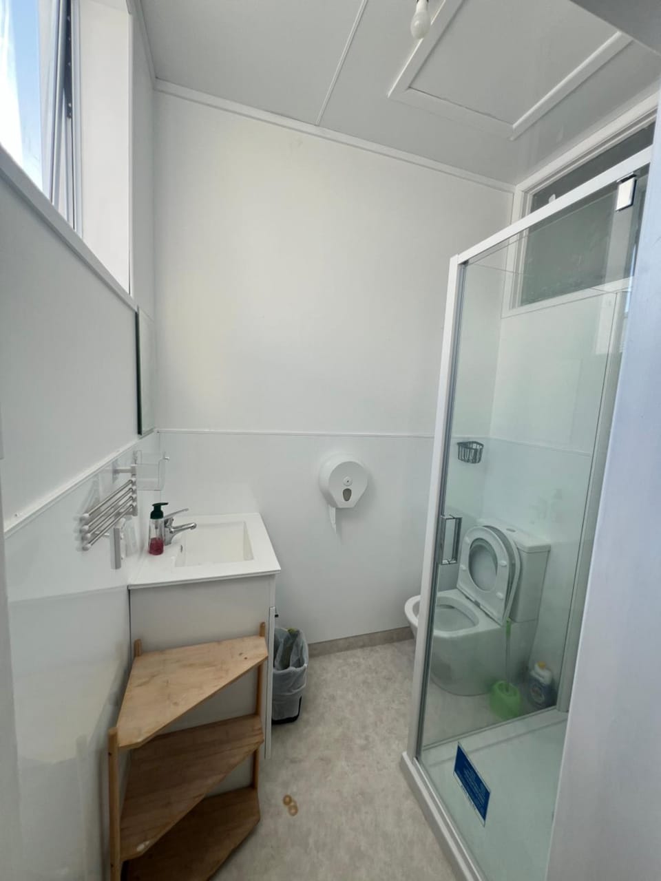 Shower, Toilet, Bathroom, Family