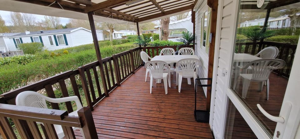 Patio, View (from property/room), Balcony/Terrace, Garden view