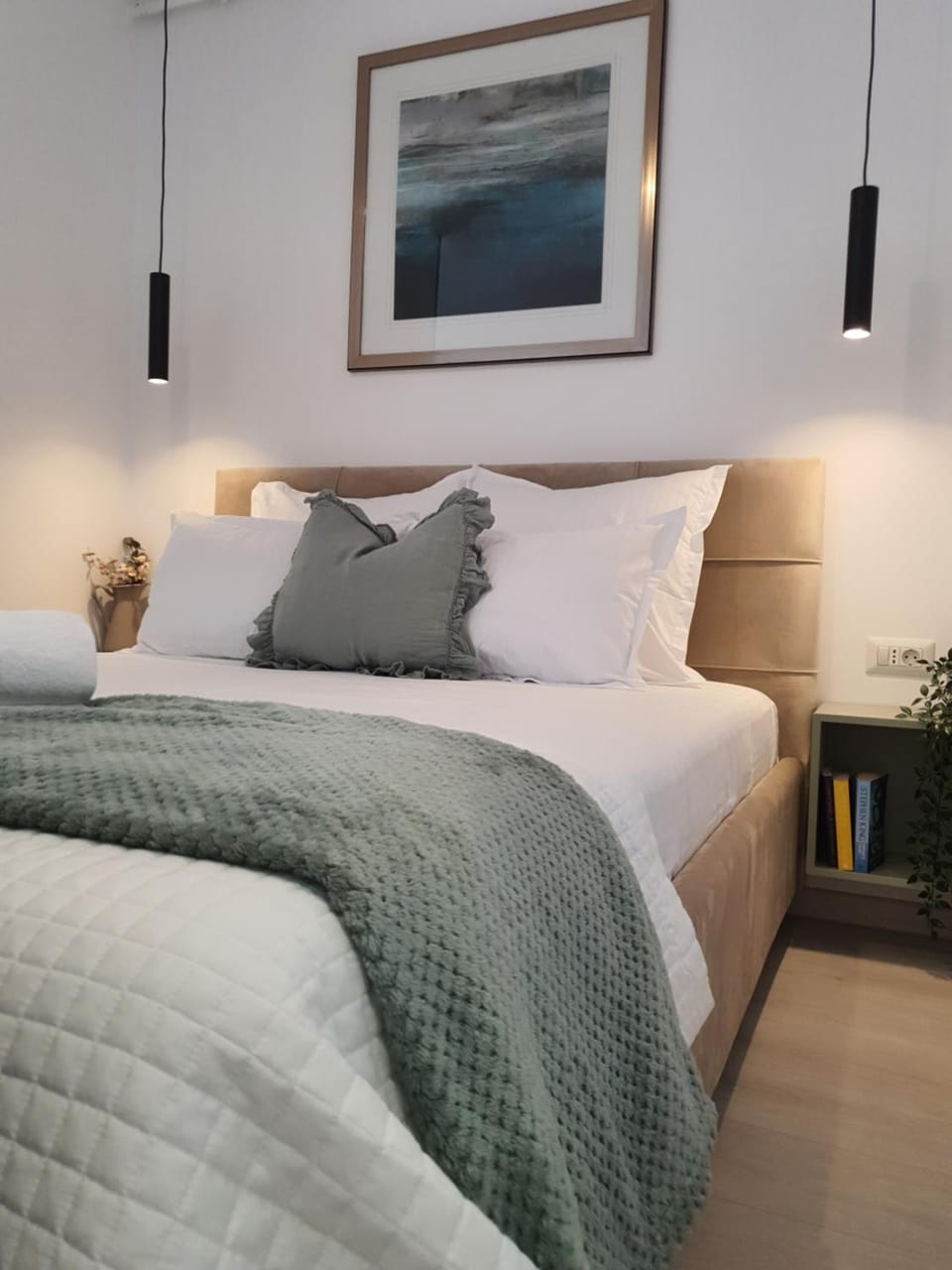 Bed, Bedroom