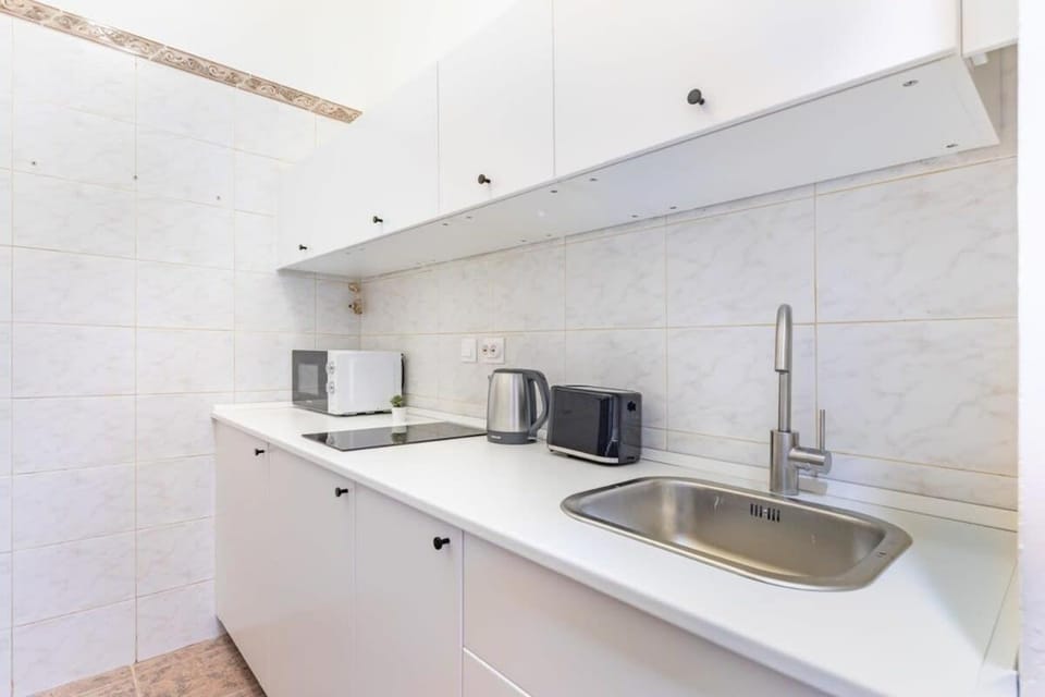 Rákóczi Residence - Blaha Metro Hub Apartment in Budapest