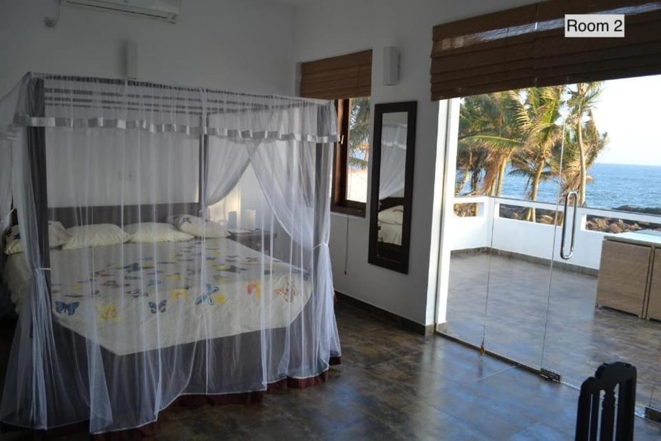 Bed, Photo of the whole room, Bedroom, Sea view