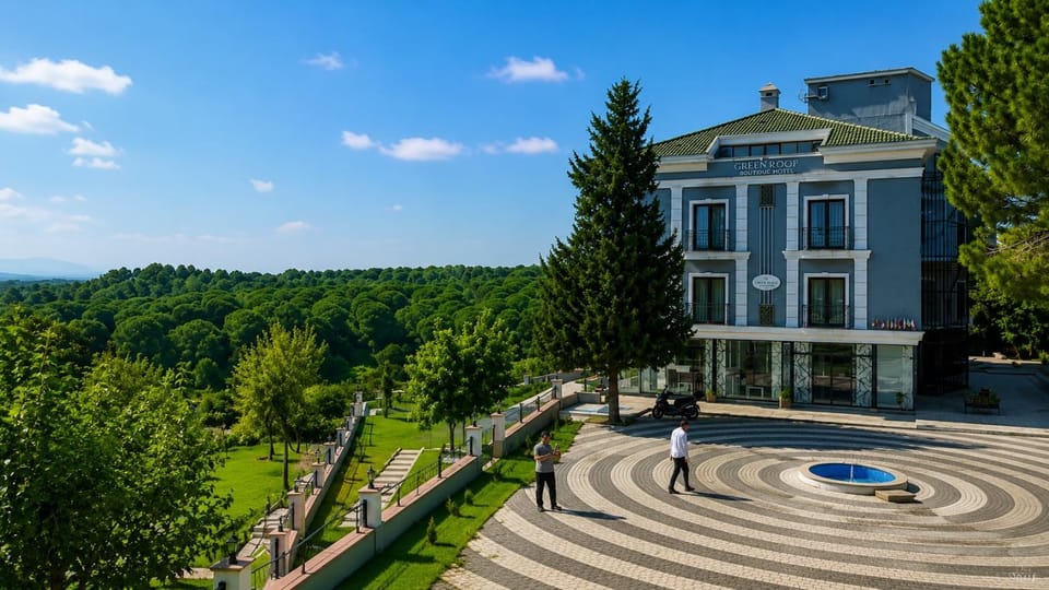 Property building, Facade/entrance, Day, People, Natural landscape, Garden view