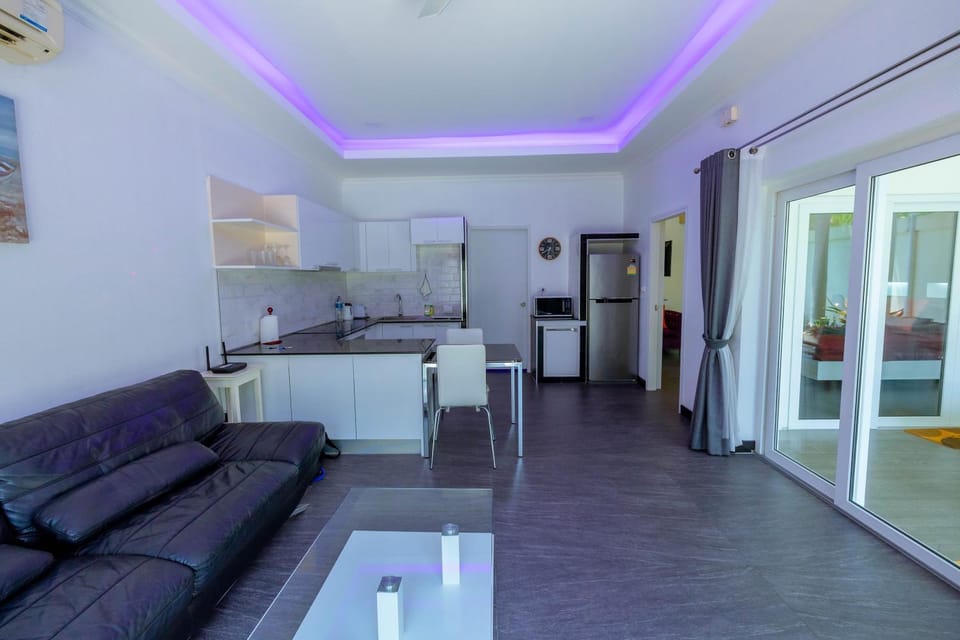 Kitchen or kitchenette, Living room, Dining area