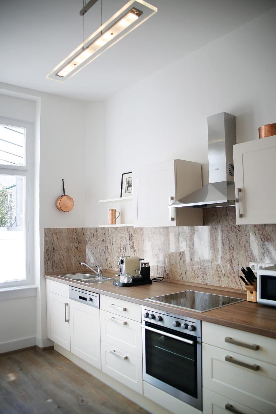 Kitchen or kitchenette, Kitchen or kitchenette