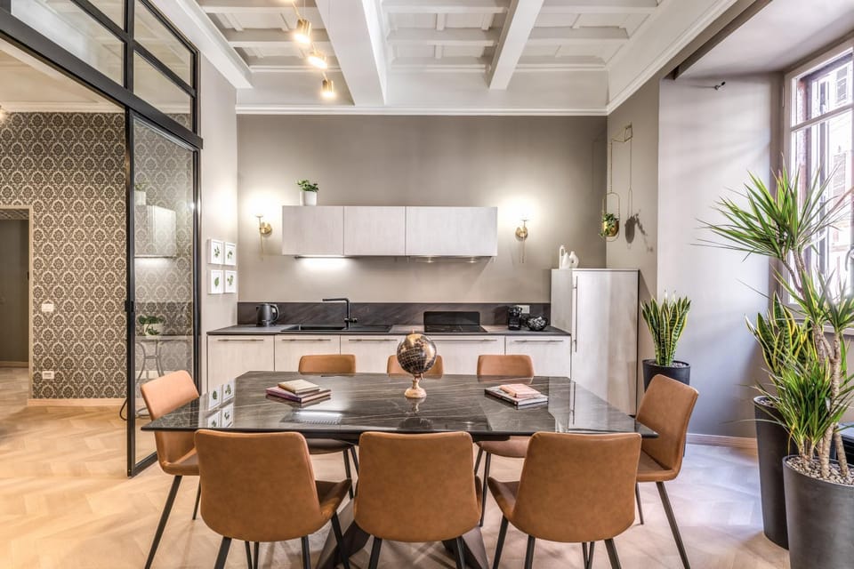 Kitchen or kitchenette, Dining area, stove