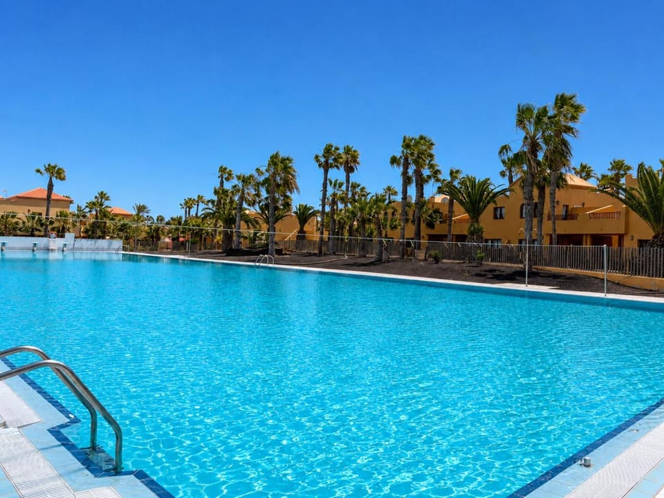 Home2Book Breezy Palm View Duplex with Pool Apartment in Corralejo