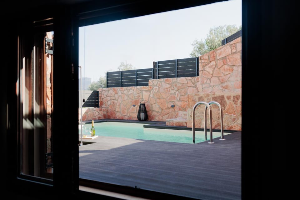 Balcony/Terrace, Swimming pool