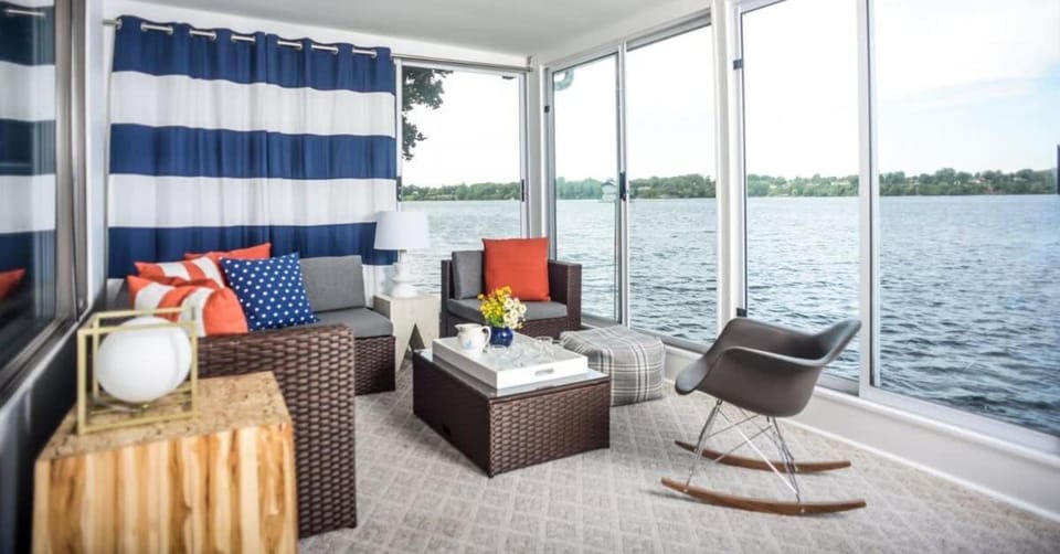 The Verne: Beautiful Waterfront Escape by Picton House in New York