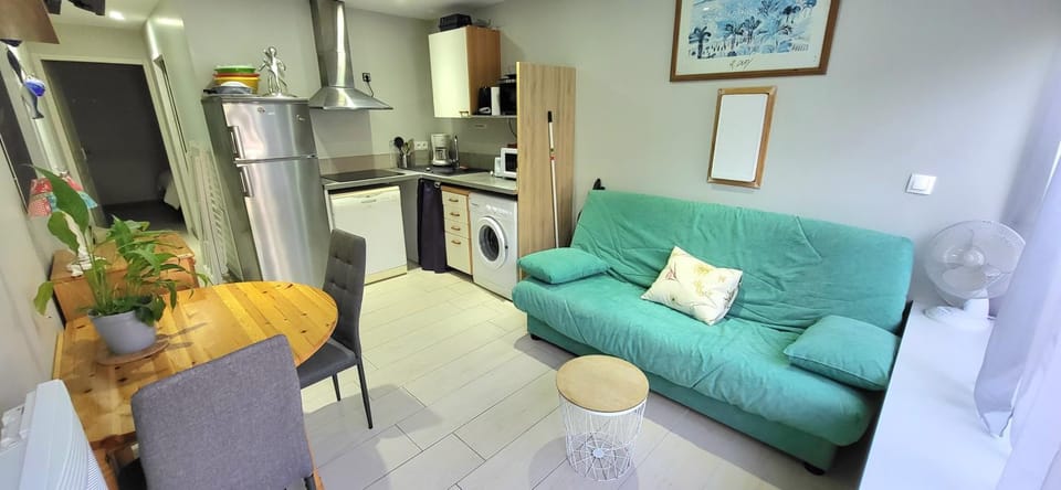 Résidences Les Sansonnets "Appartements & Studios" Apartment in Jonzac