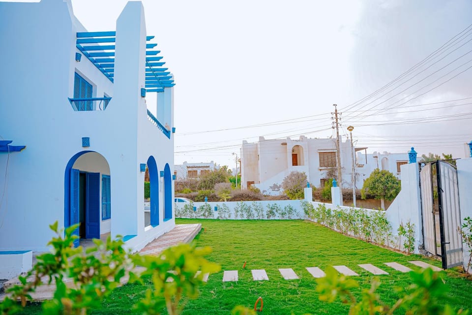 Property building, Spring, Day, Garden, Garden, Garden view