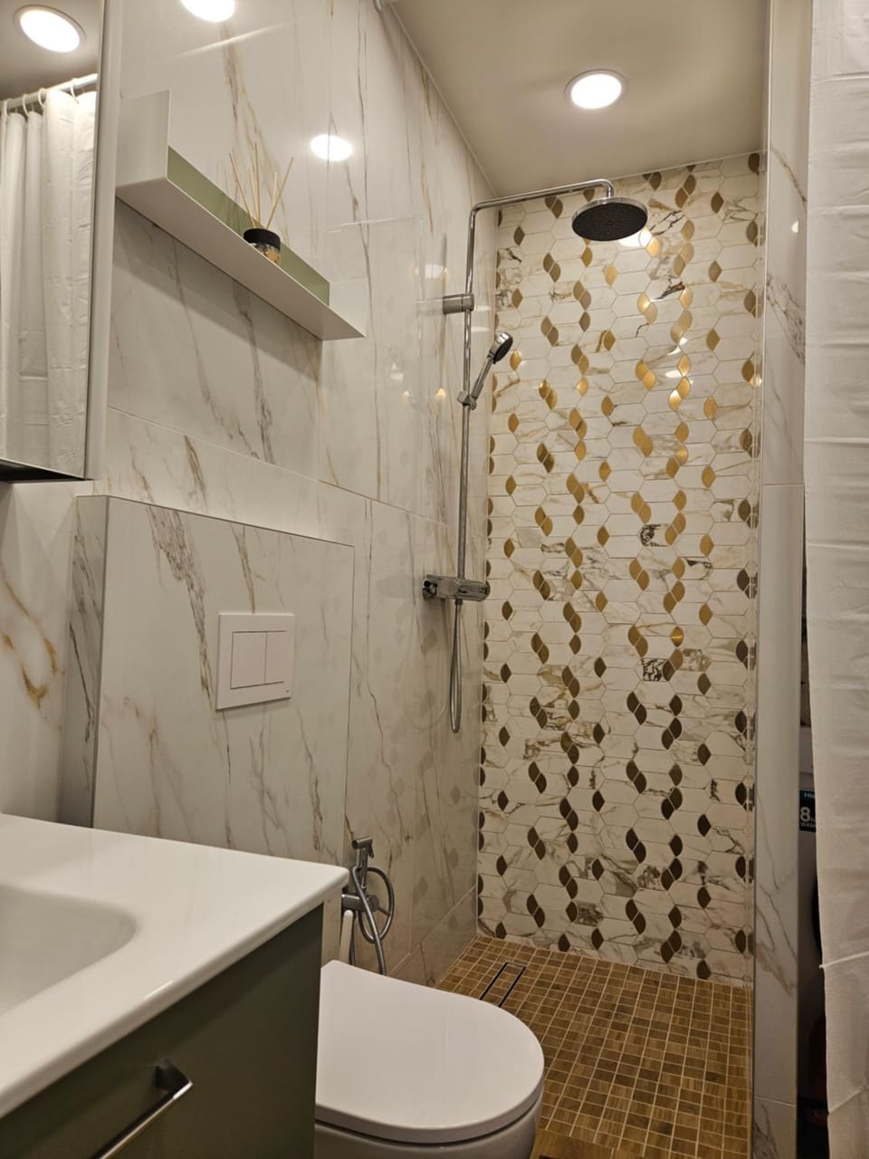 Shower, Bathroom