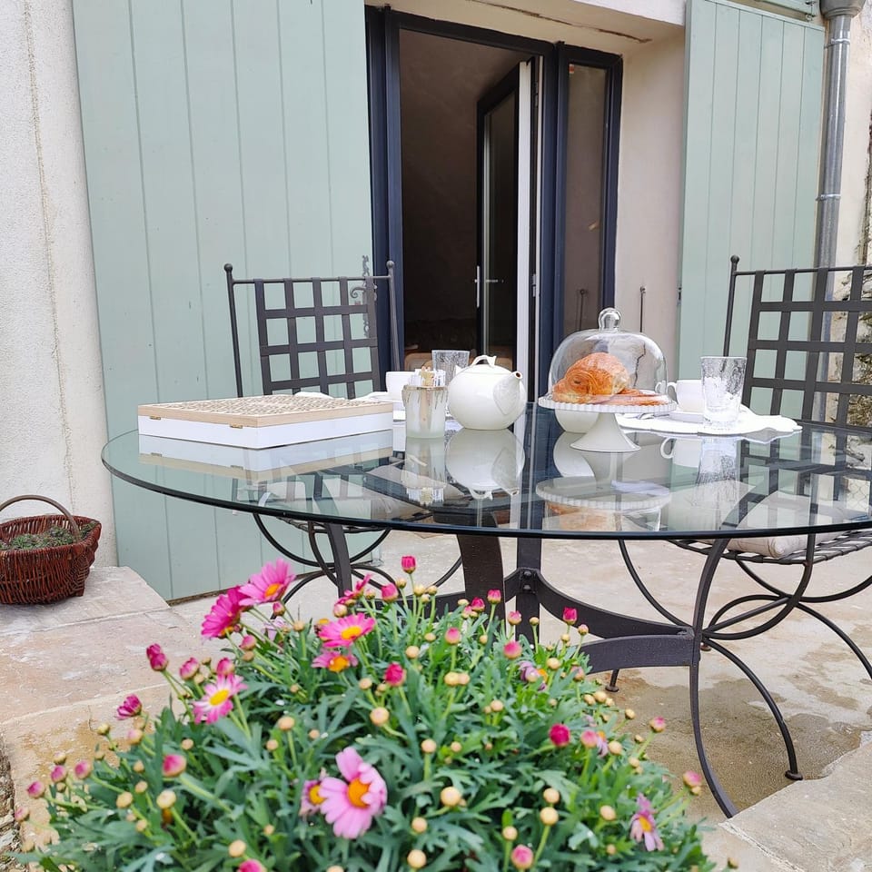 Le mas d'Antonine, Marie-Louise Bed and Breakfast in Provence