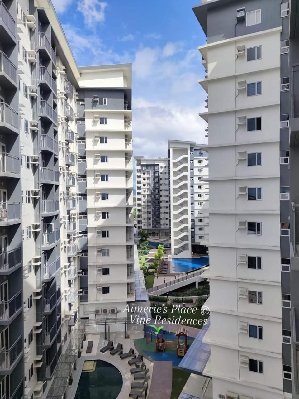 Vine Residences -Cozy 2BR with Balcony Bed and Breakfast in Quezon City