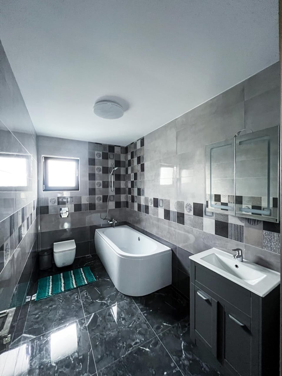 Bathroom, Bath