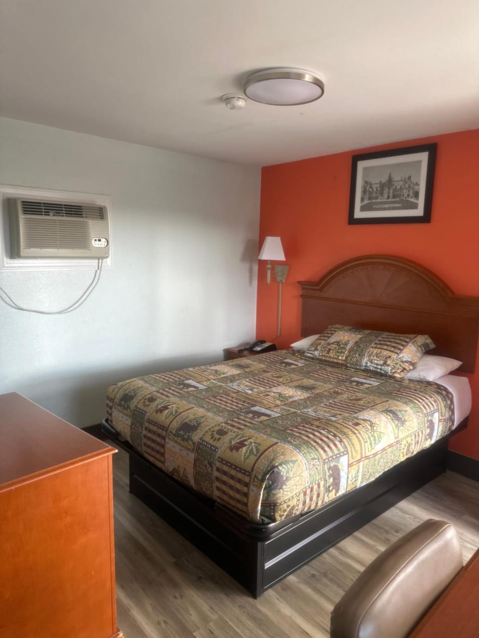 Whispering Pines Motel Motel in Asheville