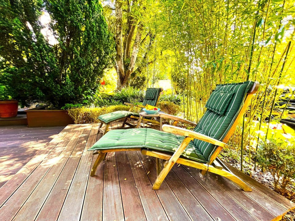 Spring, Day, Garden, Balcony/Terrace, Balcony/Terrace, Garden view, sunbed
