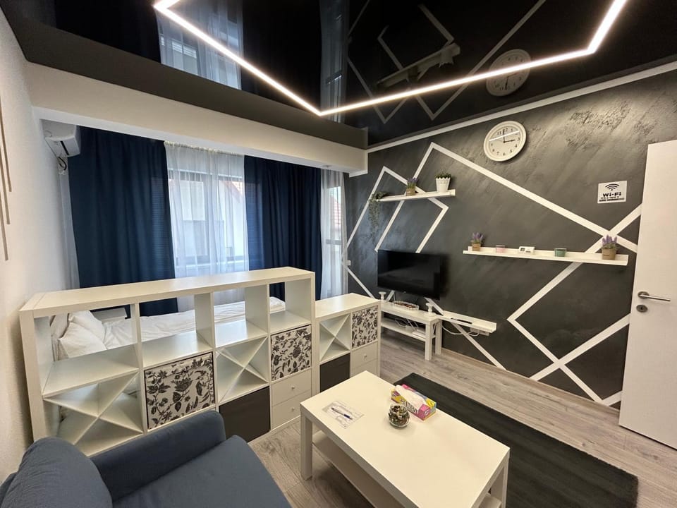 TV and multimedia, Seating area
