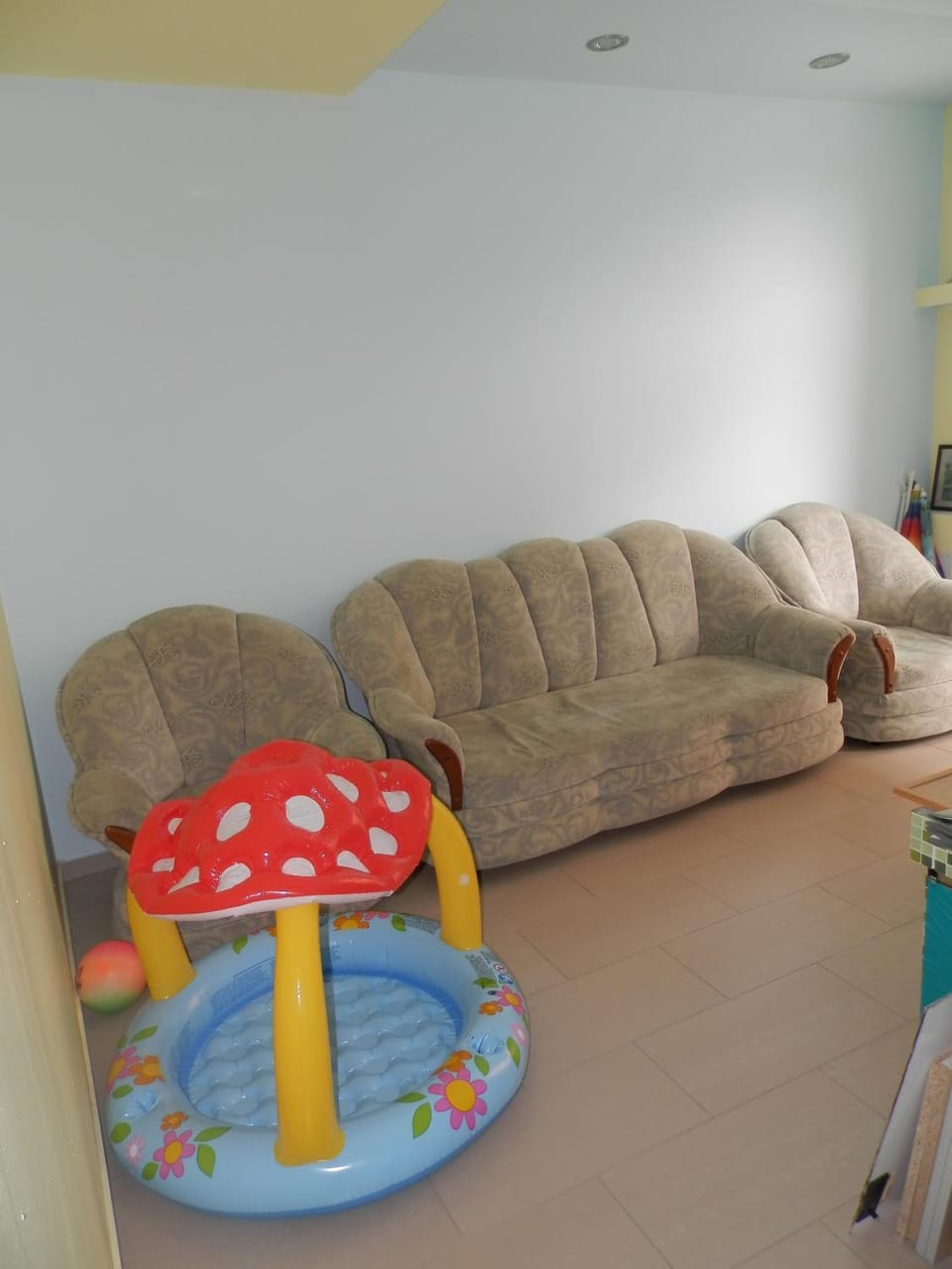 Seating area