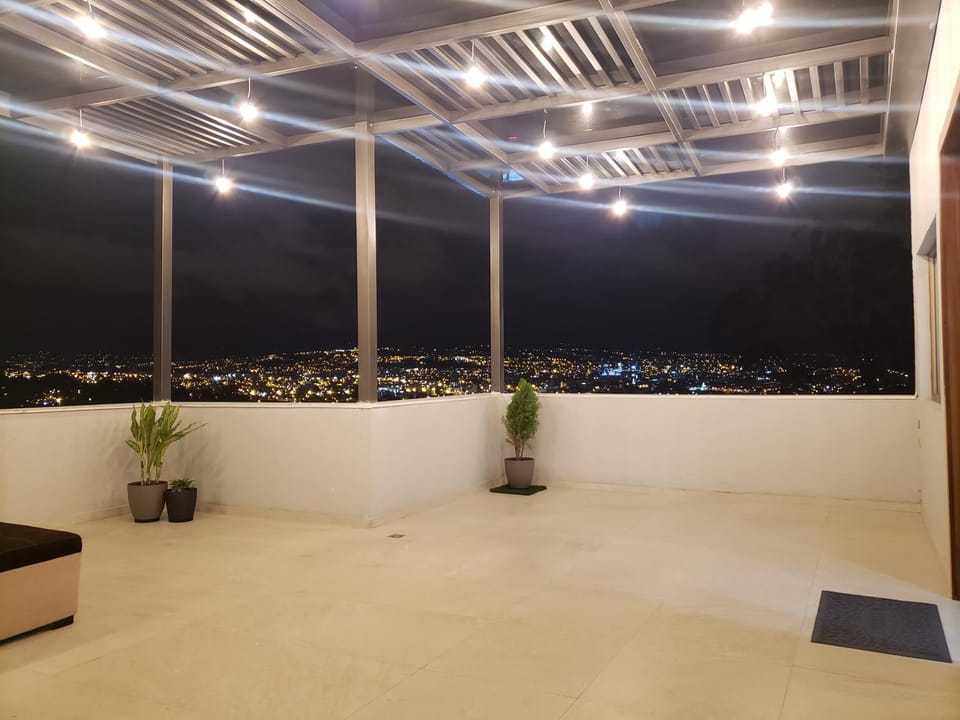 Balcony/Terrace, City view, Mountain view, Street view, Inner courtyard view