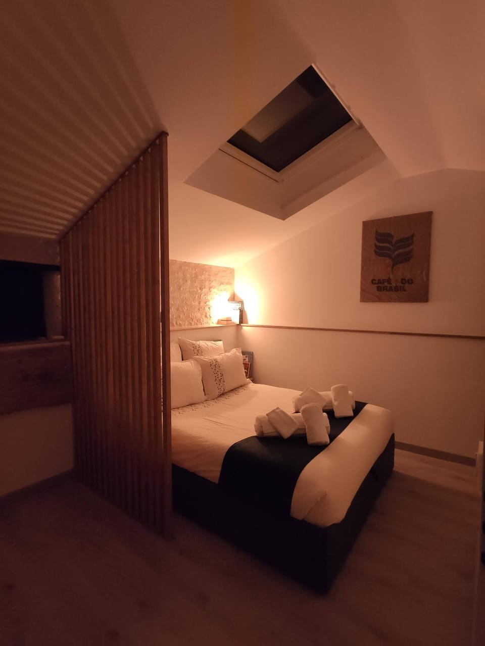 Bed, Night