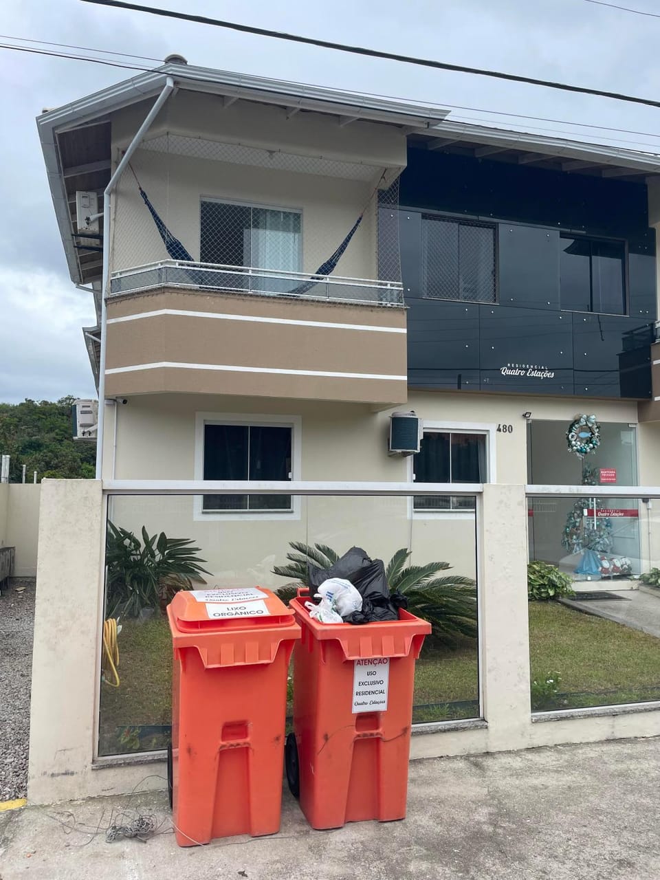 Property building, Day