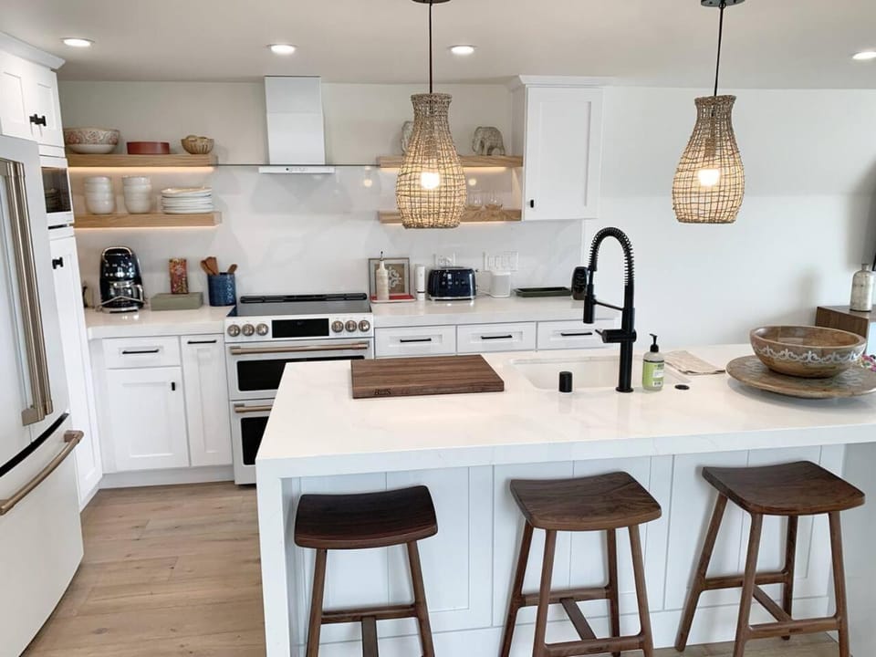 Oceanfront Penthouse On Sand - Epic Views/Sunsets! Apartment in Sunset Beach