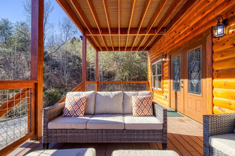 ERN806 - Splashin' Views House in Pigeon Forge