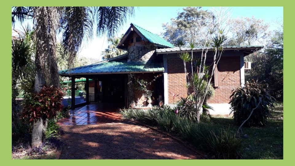 Quinta La calmita Iguazú House in Puerto Iguazú